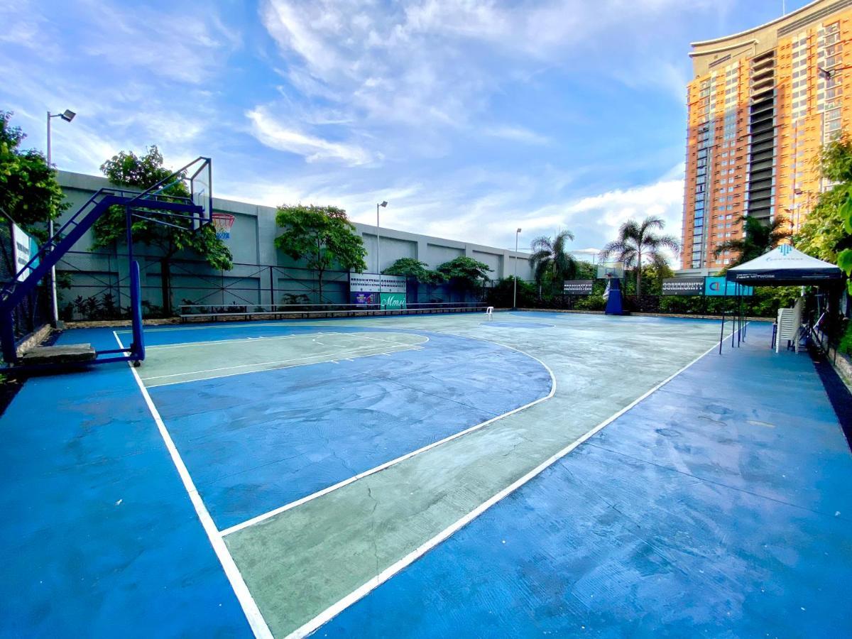 Frost At Manhattan Heights Towerb Manila Zewnętrze zdjęcie